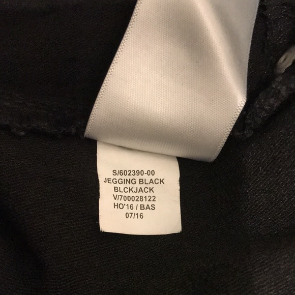 Women’s denim Jeggings Size 16 regular in good condition color black no brand - Picture 4 of 6